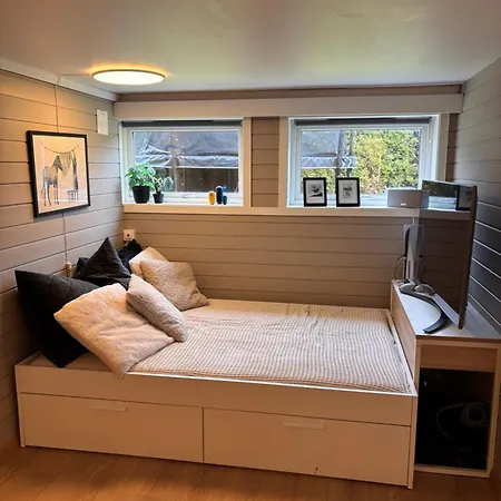 Apartment Ons - *